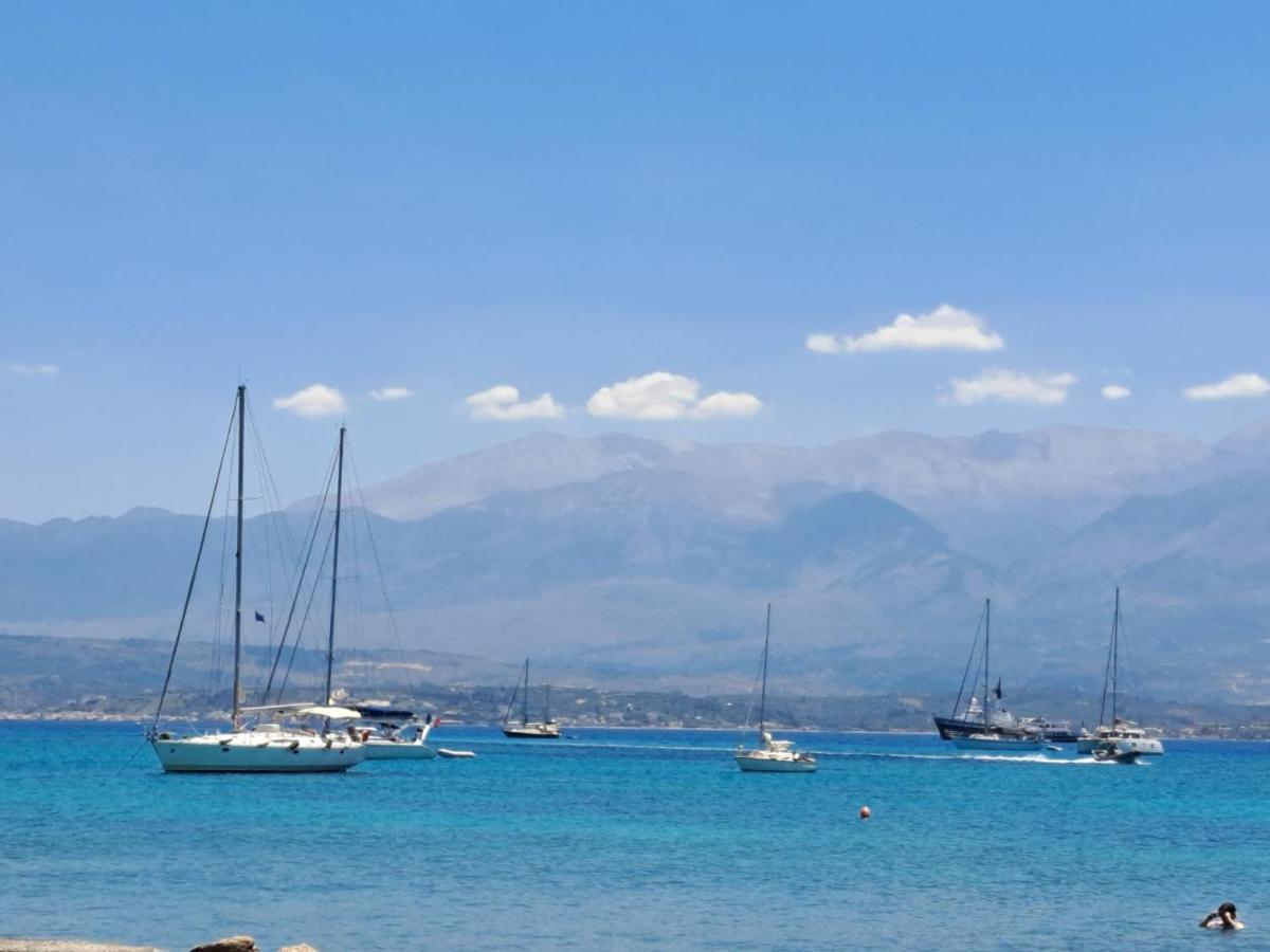 Blue Bay Apartment Chania  ภายนอก รูปภาพ